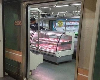 В корейском метро открылись продуктовые магазины