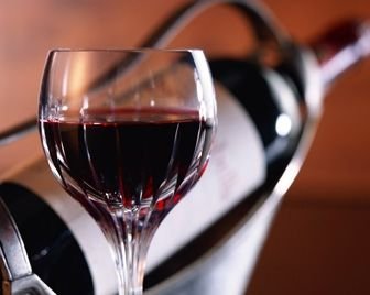 Учёные: алкоголь в малых дозах укрепляет иммунитет